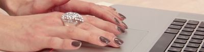Sugarbabe „Miss Bright“ macht Tutorials bei YouTube